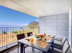 The Best Sea View Apartment by LovelyStay